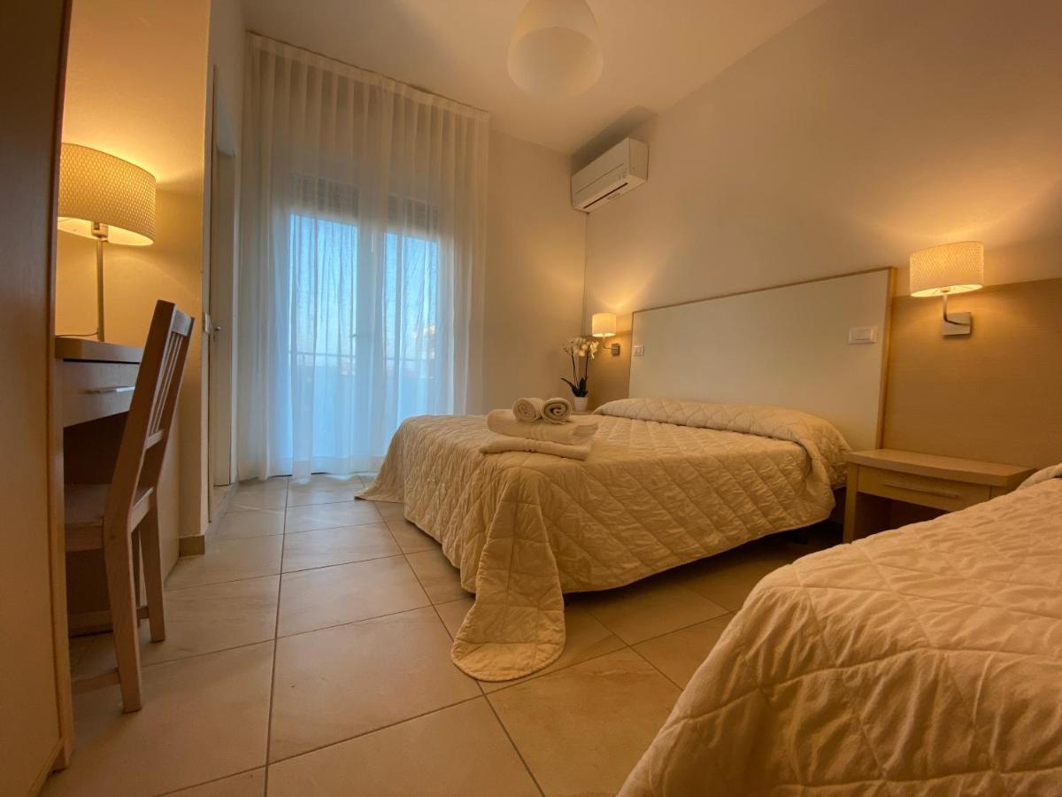 Hotel Palladio B&B Cervia Exterior photo