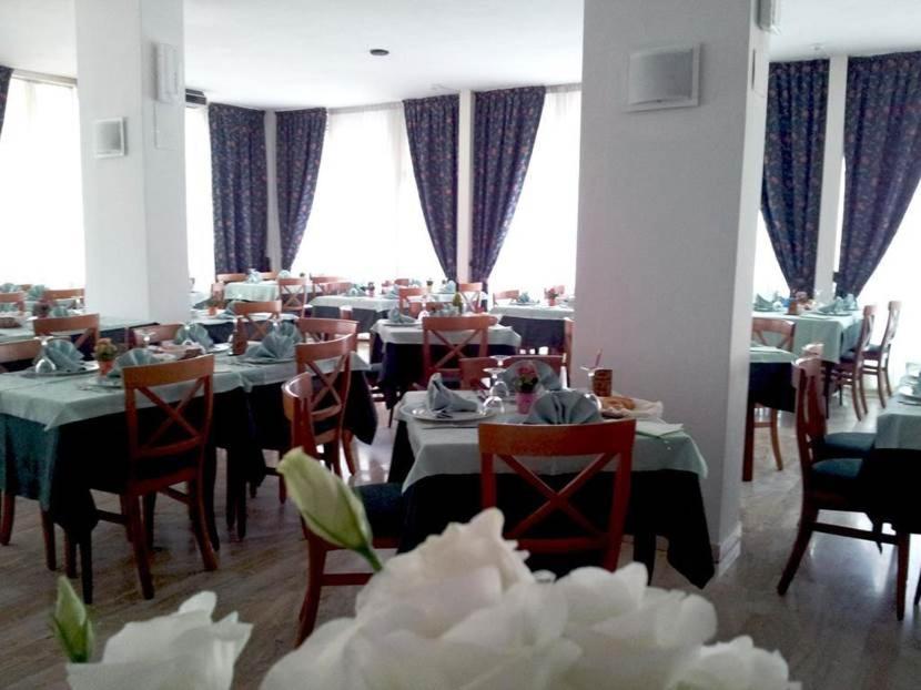 Hotel Palladio B&B Cervia Exterior photo